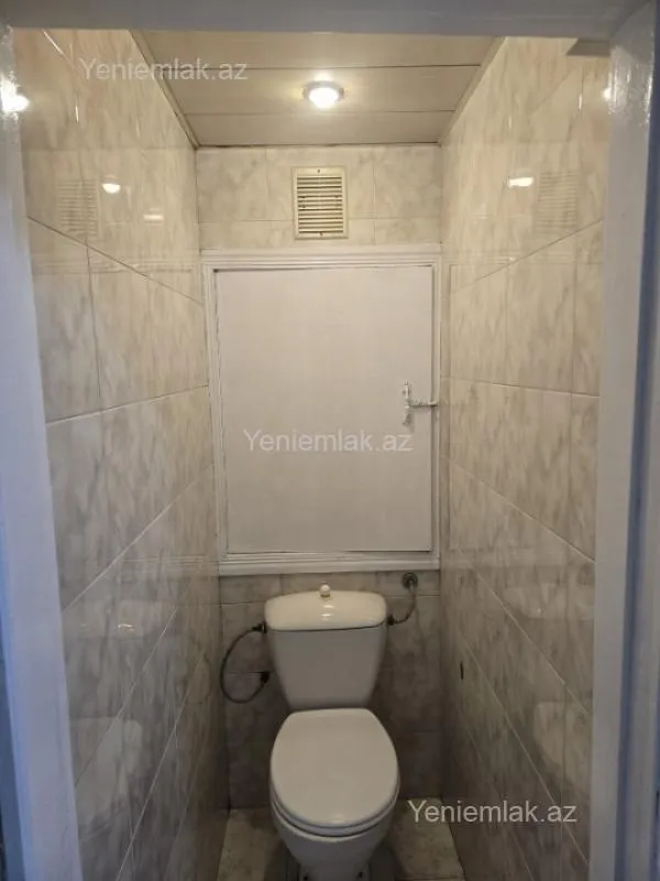 Satılır 3 otaqlı köhnə tikili 55 m²