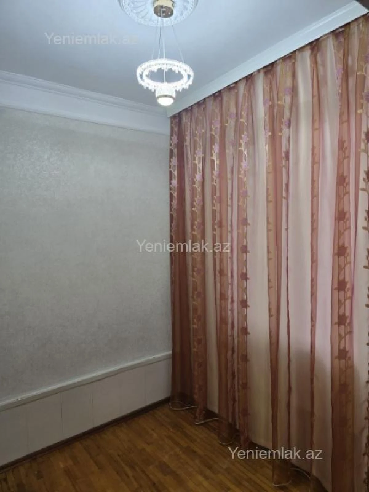 Satılır 3 otaqlı köhnə tikili 55 m²