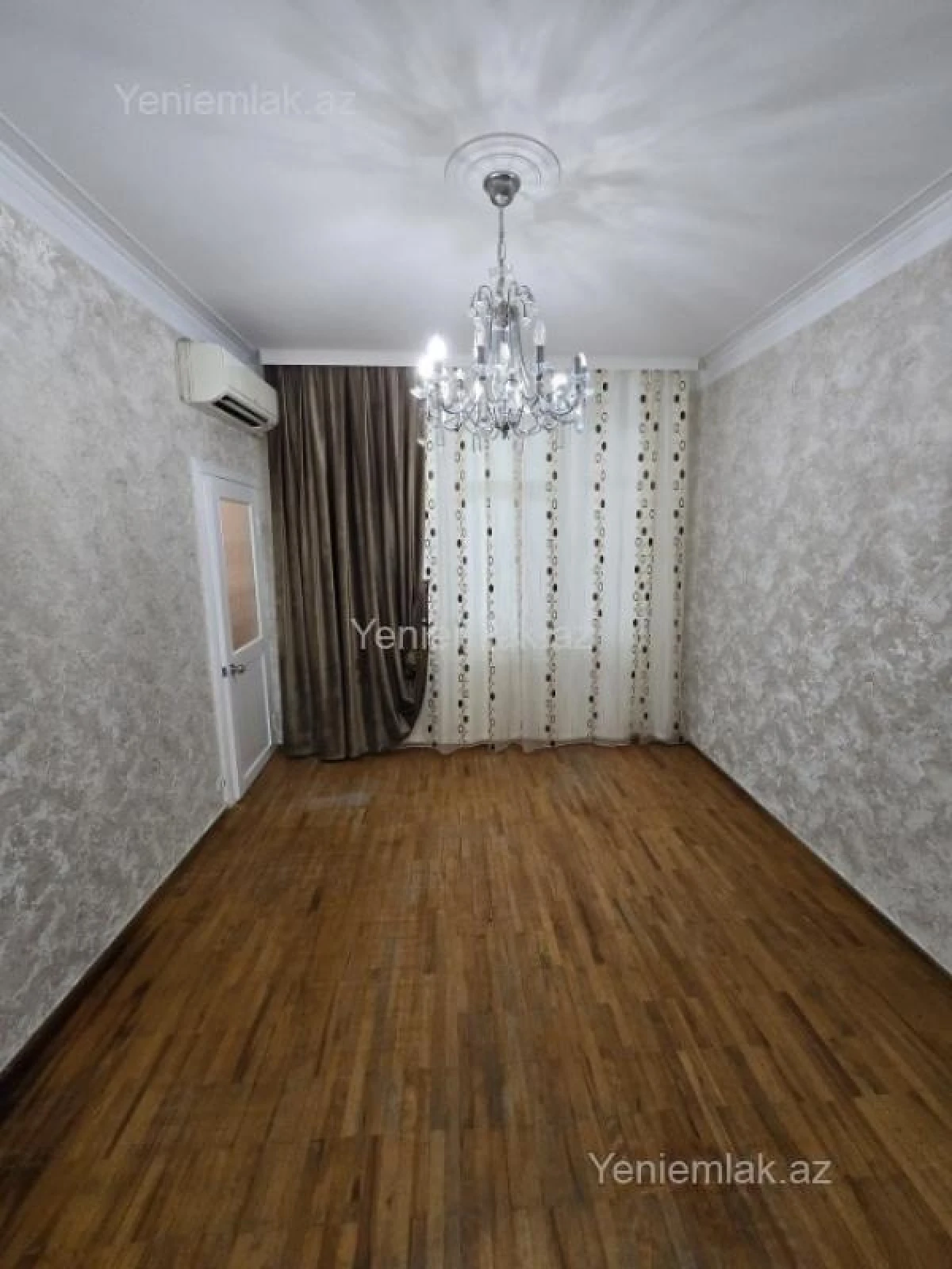 Satılır 3 otaqlı köhnə tikili 55 m²