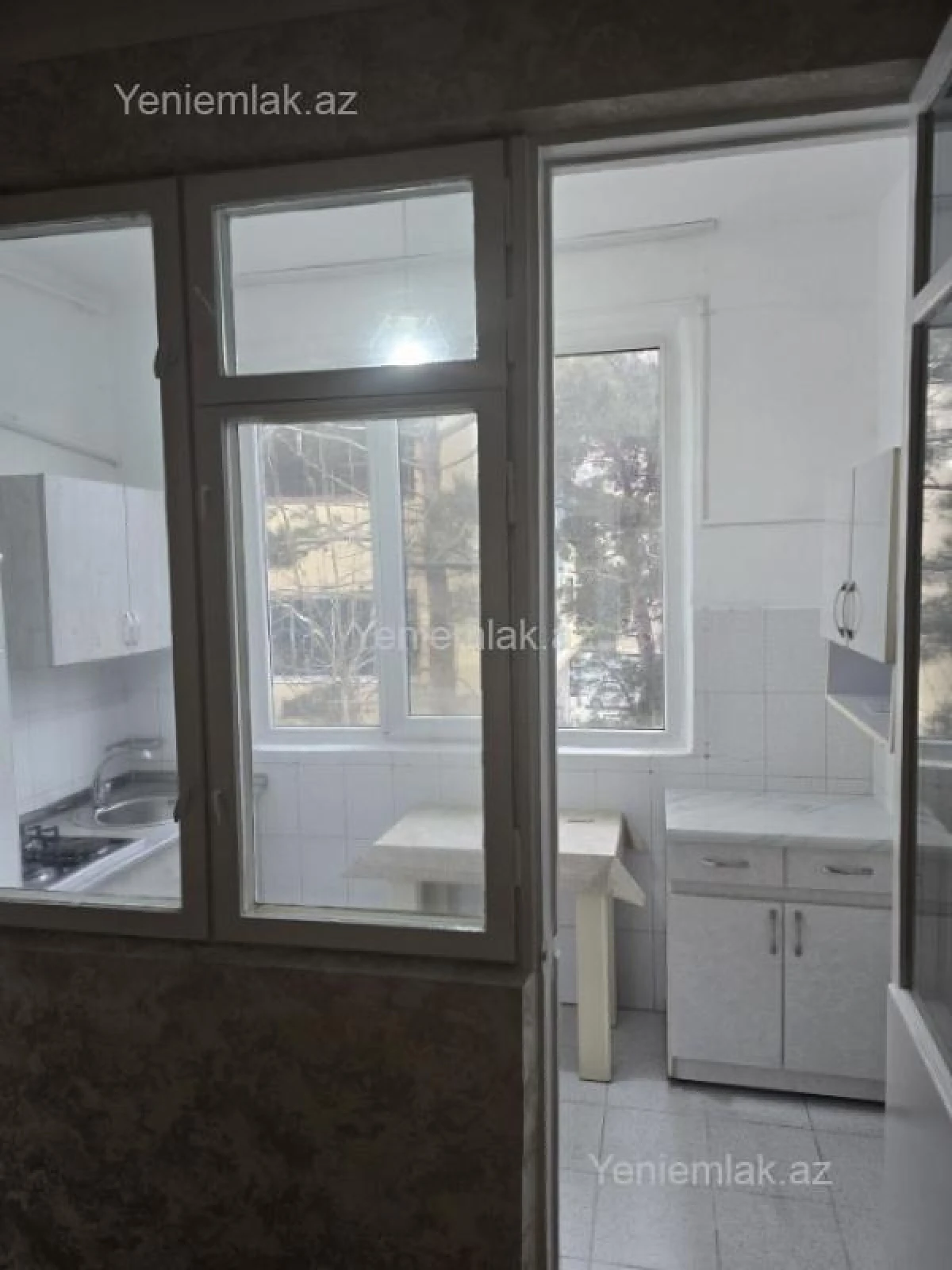 Satılır 3 otaqlı köhnə tikili 55 m²