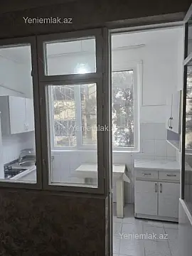 Satılır 3 otaqlı köhnə tikili 55 m²