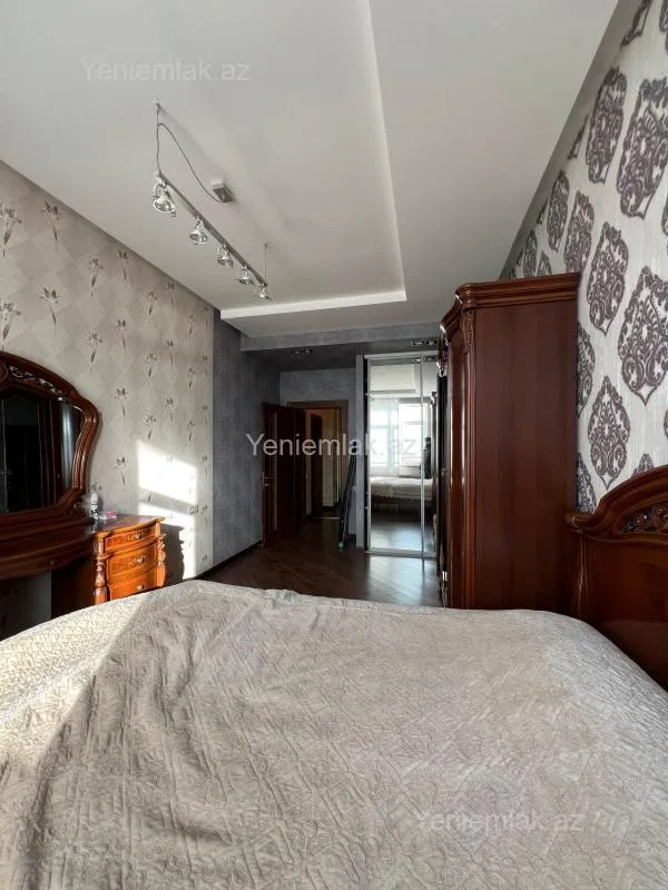 Satılır 3 otaqlı yeni tikili 96 m²