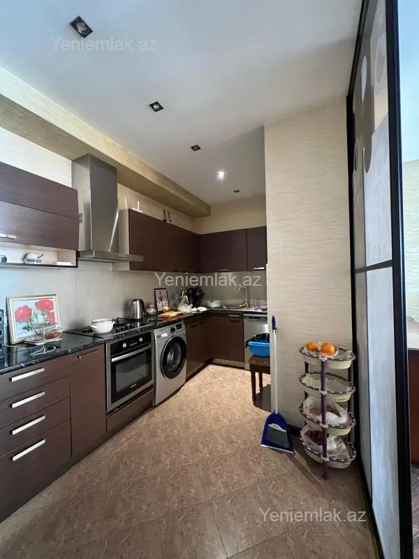 Satılır 3 otaqlı yeni tikili 96 m²