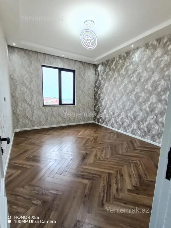 Satılır 4 otaqlı həyət evi 305 m²