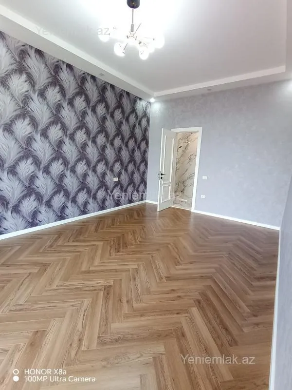 Satılır 4 otaqlı həyət evi 305 m²