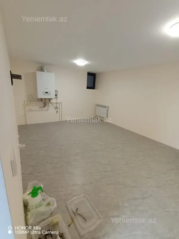 Satılır 4 otaqlı həyət evi 305 m²