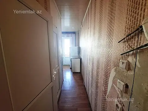 Satılır 2 otaqlı köhnə tikili 65 m²