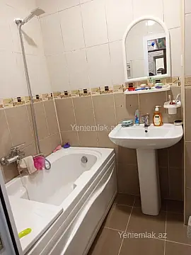 Satılır 2 otaqlı köhnə tikili 52.3 m²