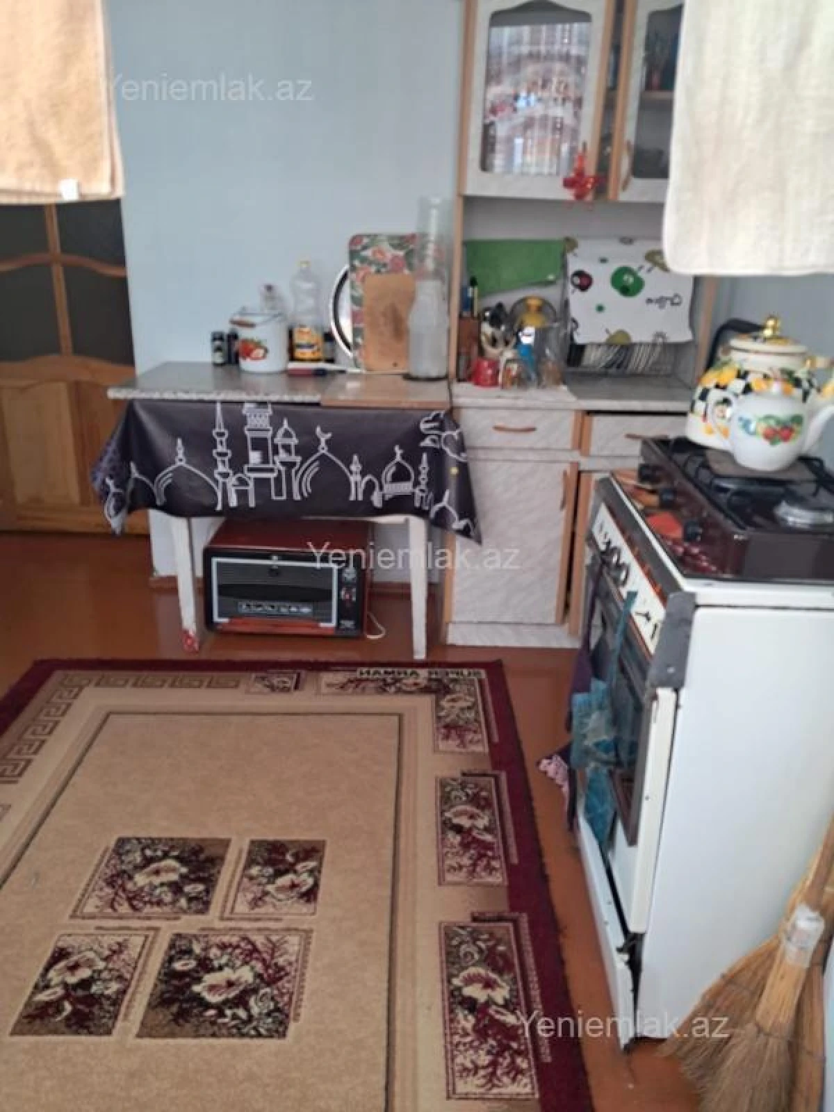 Satılır 2 otaqlı köhnə tikili 60 m²