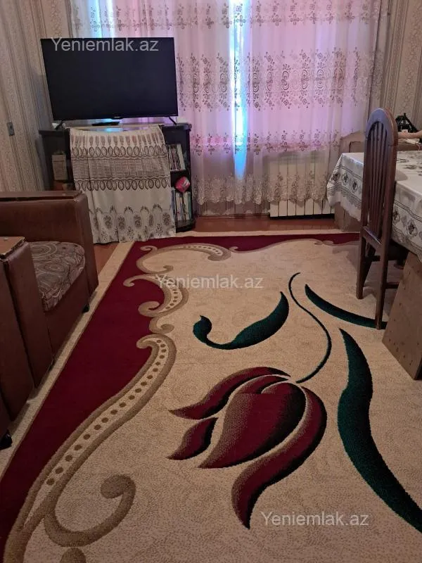 Satılır 2 otaqlı köhnə tikili 60 m²
