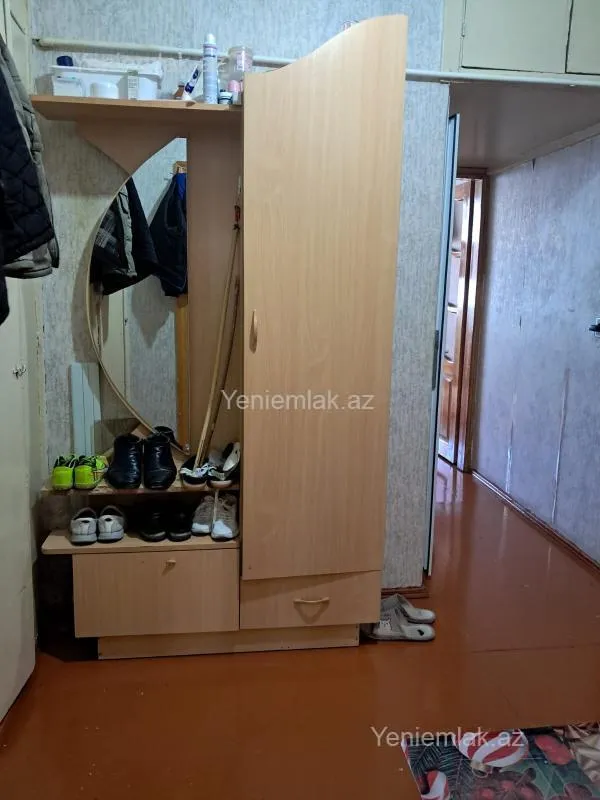 Satılır 2 otaqlı köhnə tikili 60 m²