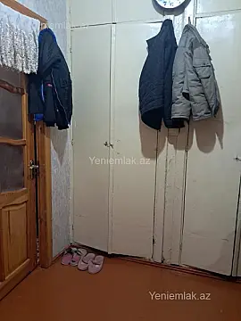 Satılır 2 otaqlı köhnə tikili 60 m²