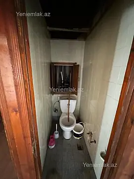 Satılır 3 otaqlı köhnə tikili 80 m²