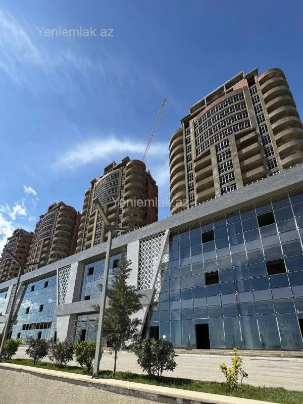 Satılır 2 otaqlı yeni tikili 78 m²