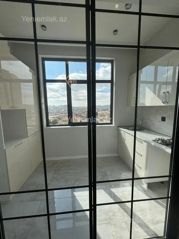 Satılır 3 otaqlı yeni tikili 86 m²