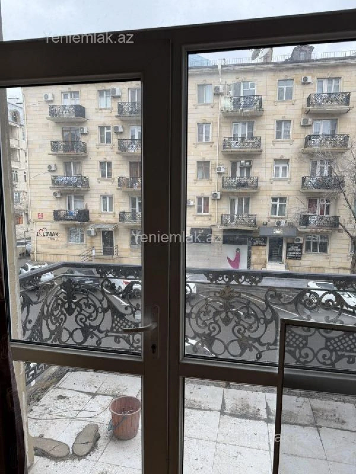 Satılır 2 otaqlı köhnə tikili 66 m²