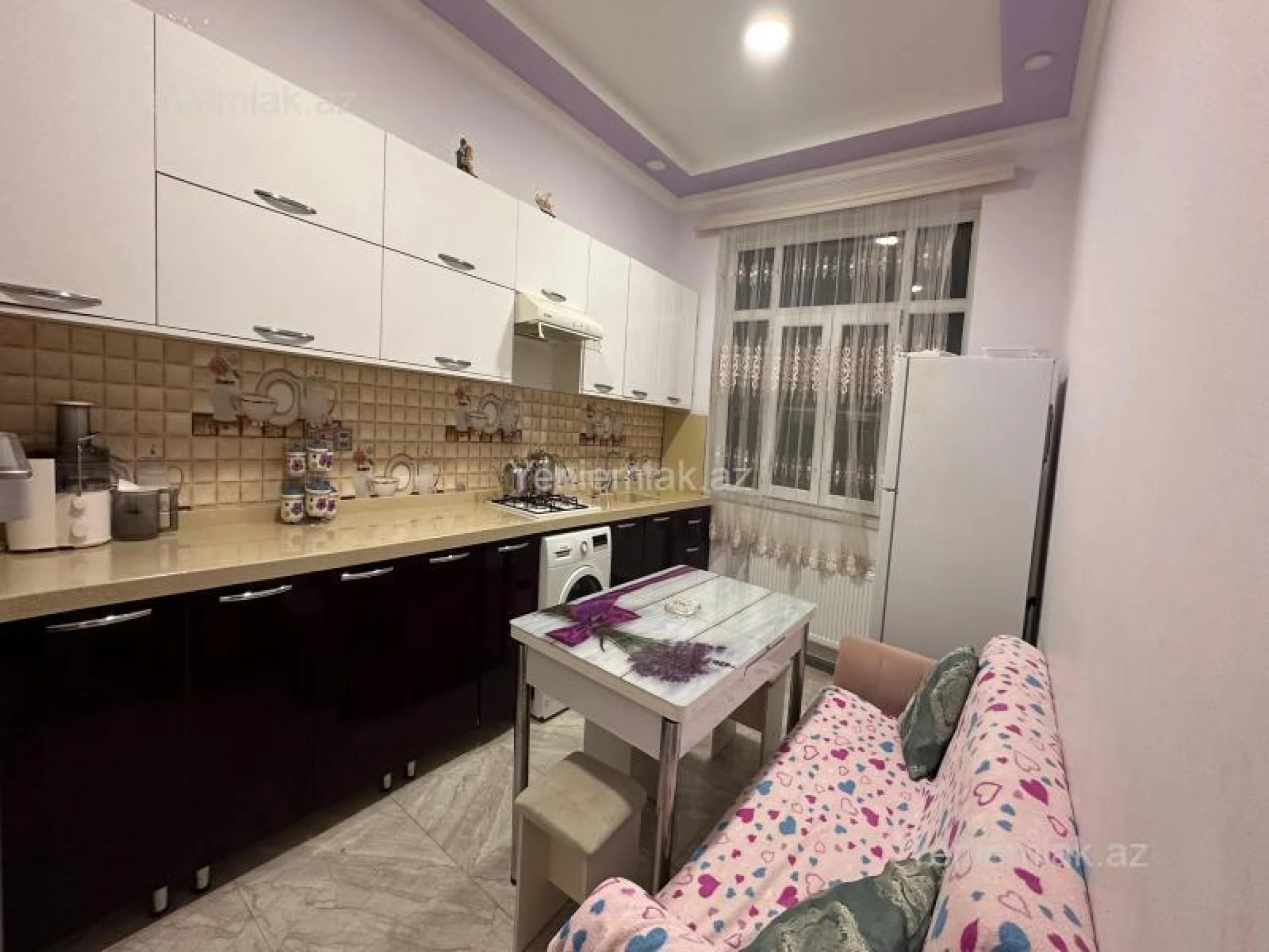 Satılır 6 otaqlı həyət evi 263 m²