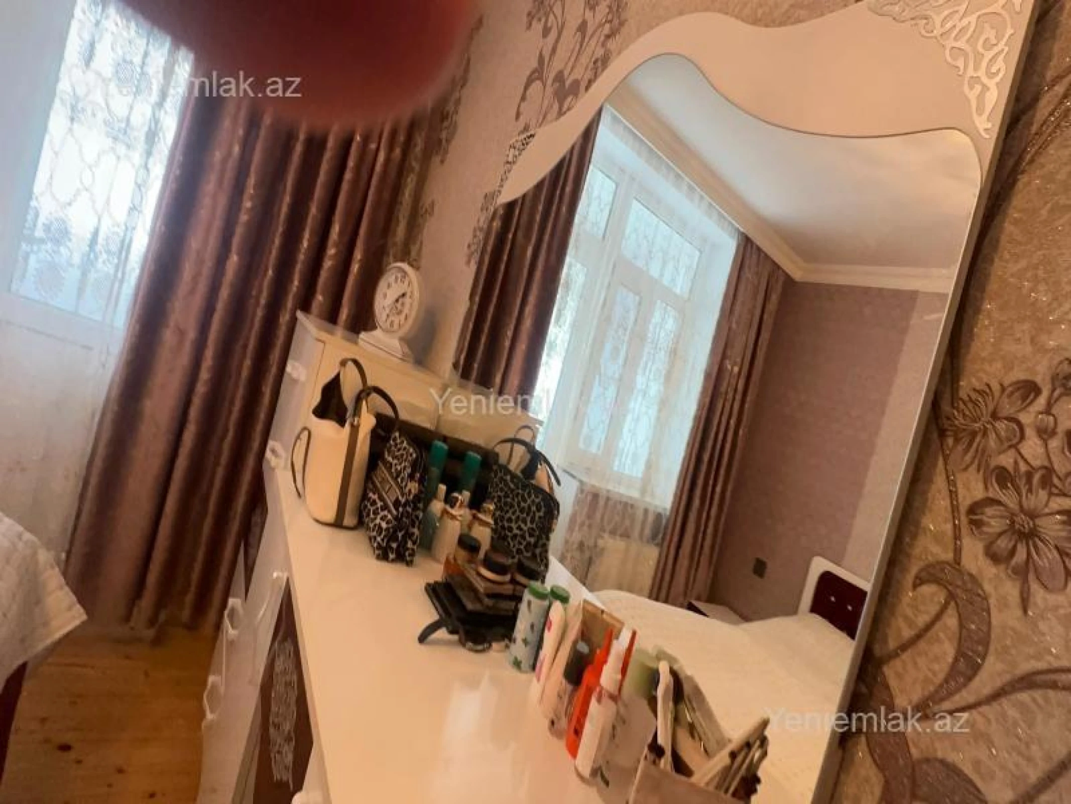 Satılır 6 otaqlı həyət evi 263 m²