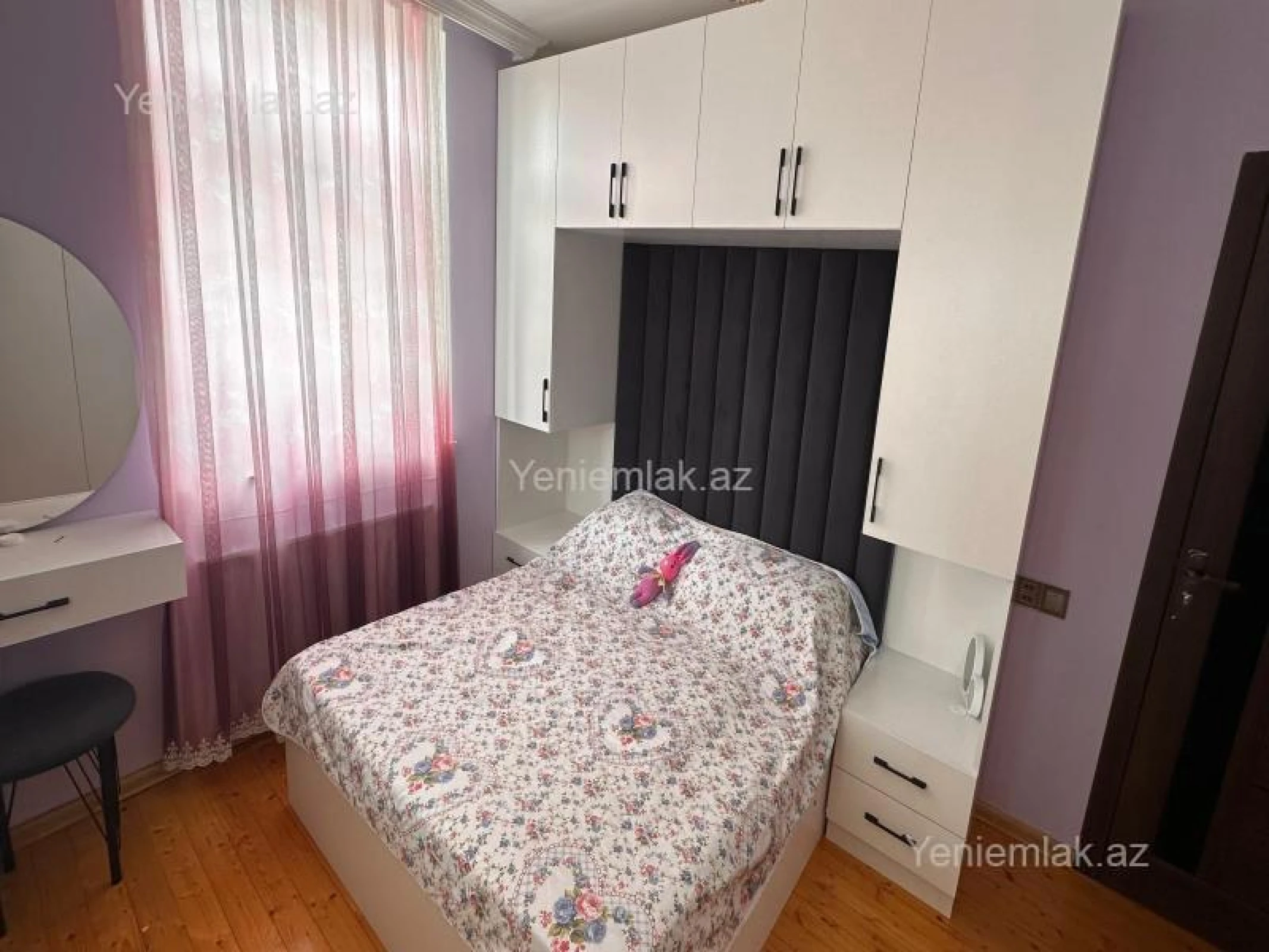 Satılır 6 otaqlı həyət evi 263 m²