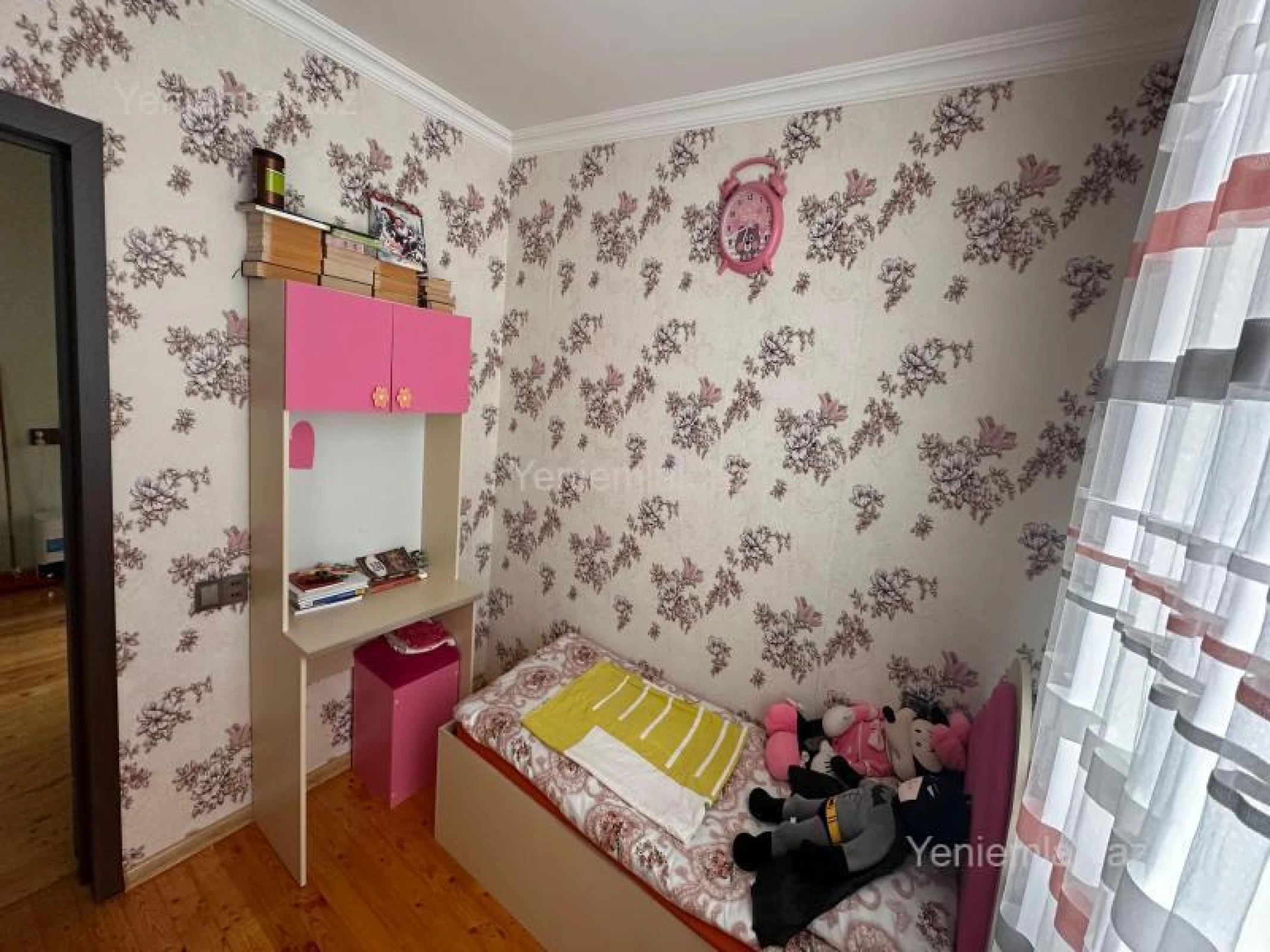 Satılır 6 otaqlı həyət evi 263 m²