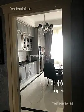 Satılır 4 otaqlı yeni tikili 160 m²