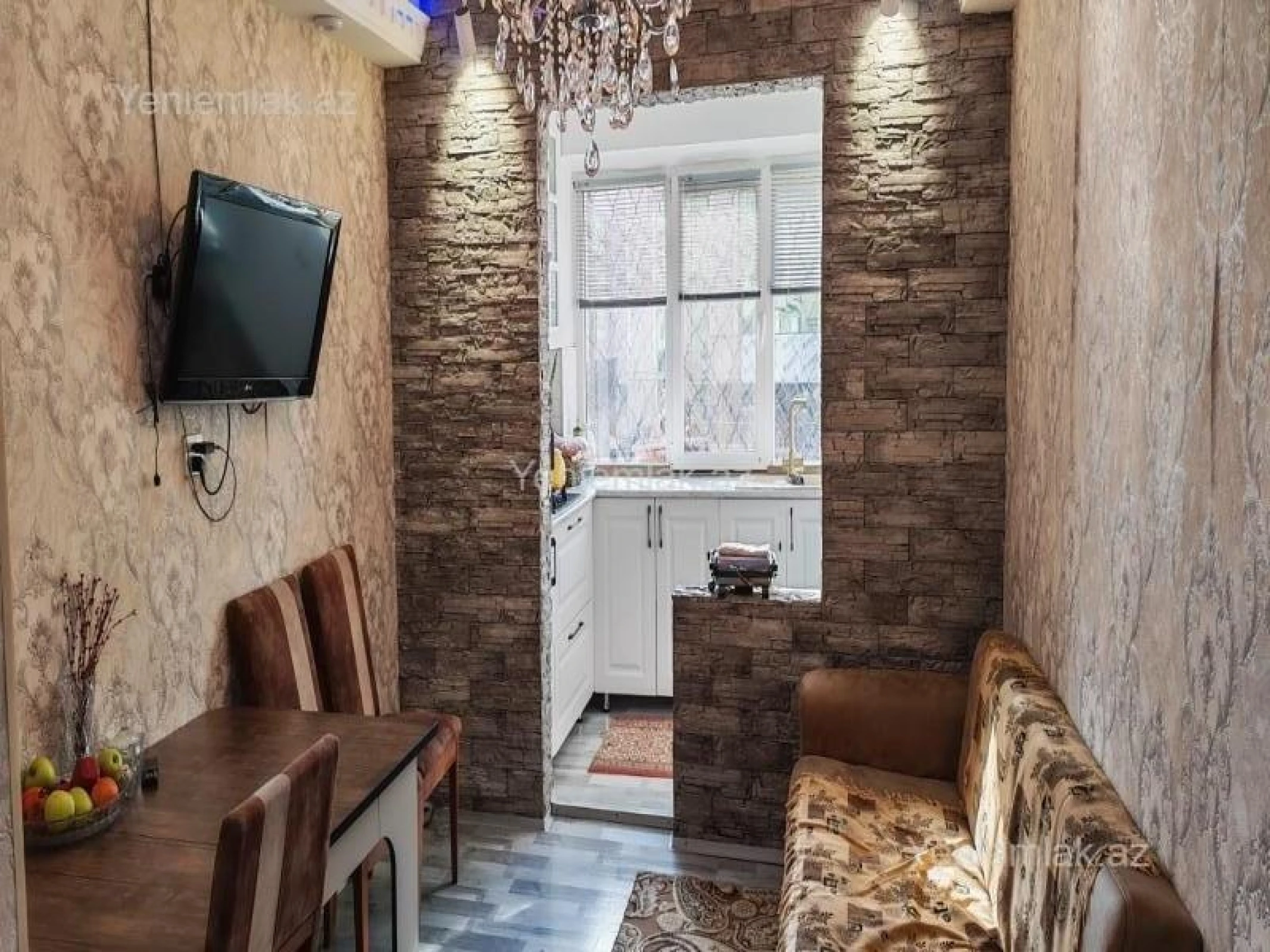 Satılır 3 otaqlı köhnə tikili 75 m²
