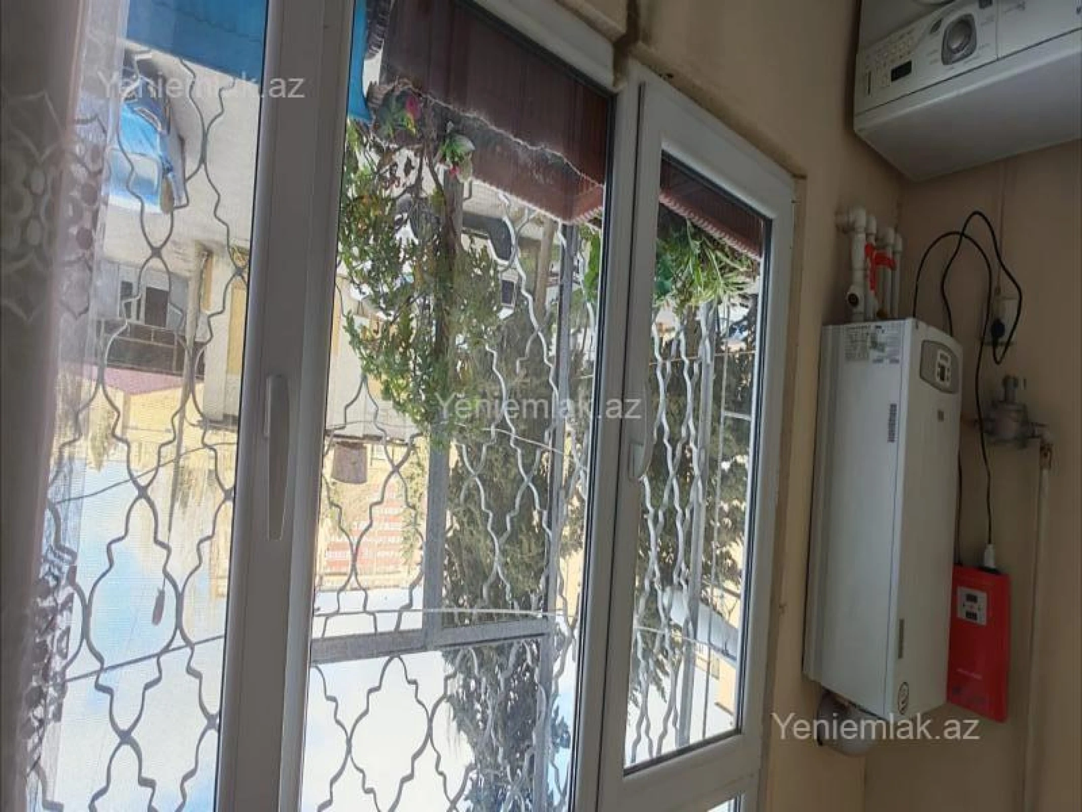 Satılır 3 otaqlı köhnə tikili 75 m²