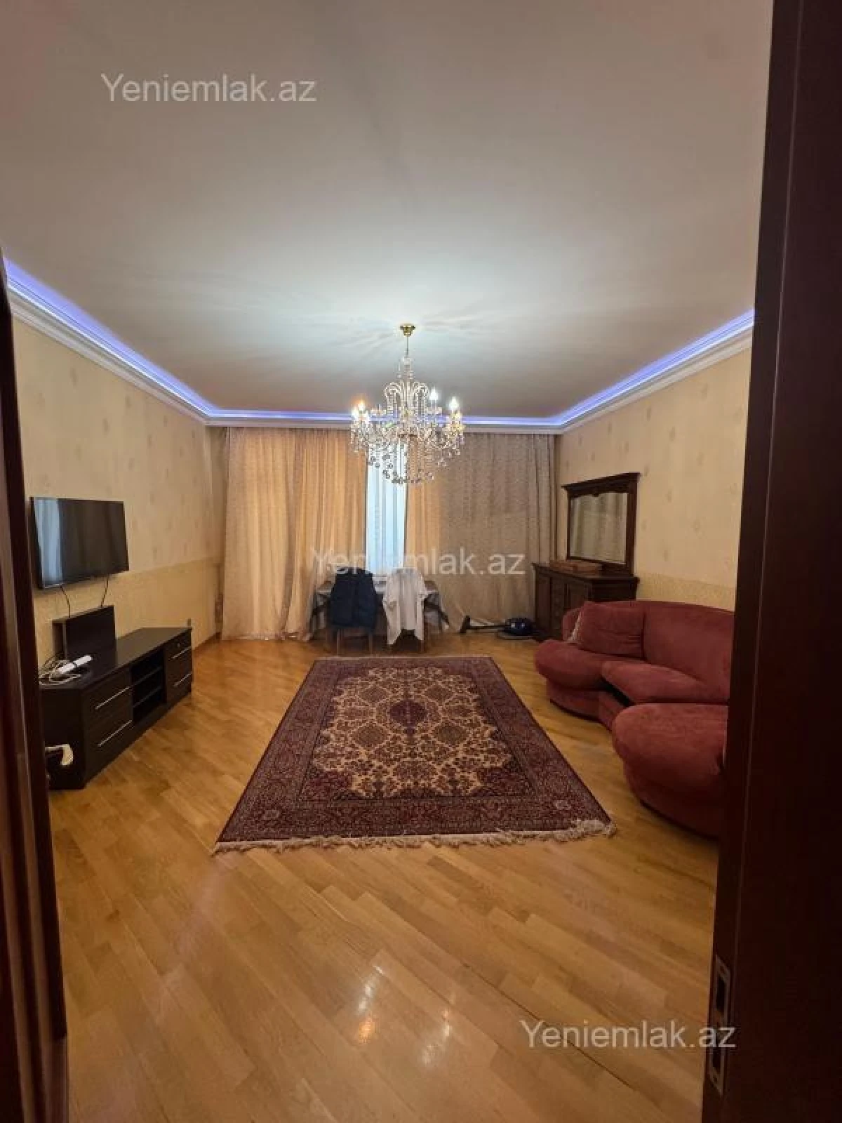 Satılır 3 otaqlı yeni tikili 140 m²