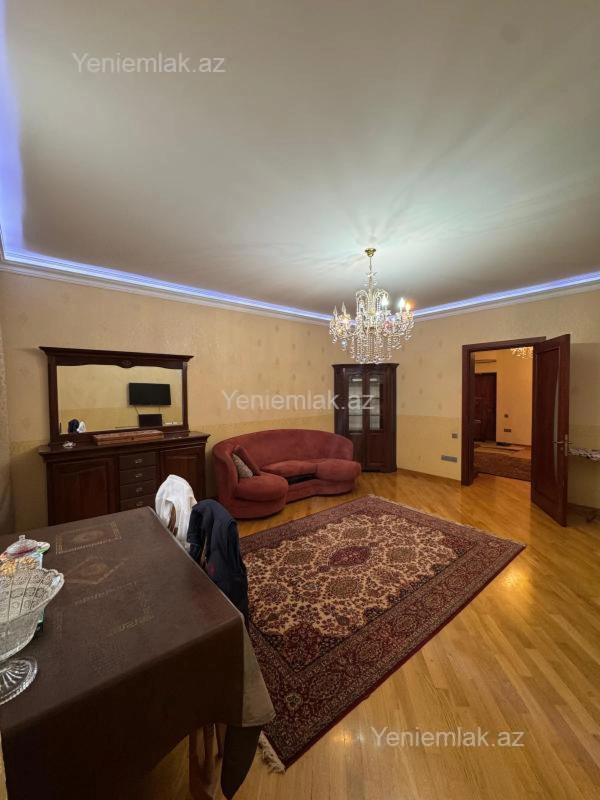 Satılır 3 otaqlı yeni tikili 140 m²
