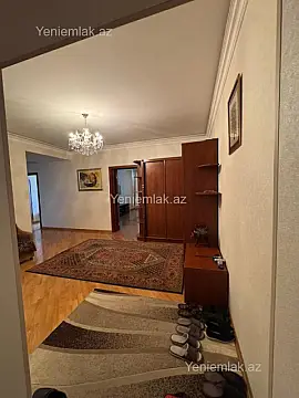 Satılır 3 otaqlı yeni tikili 140 m²
