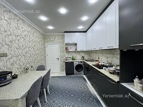 Satılır 3 otaqlı yeni tikili 83 m²