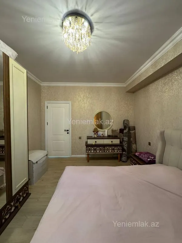 Satılır 3 otaqlı yeni tikili 83 m²