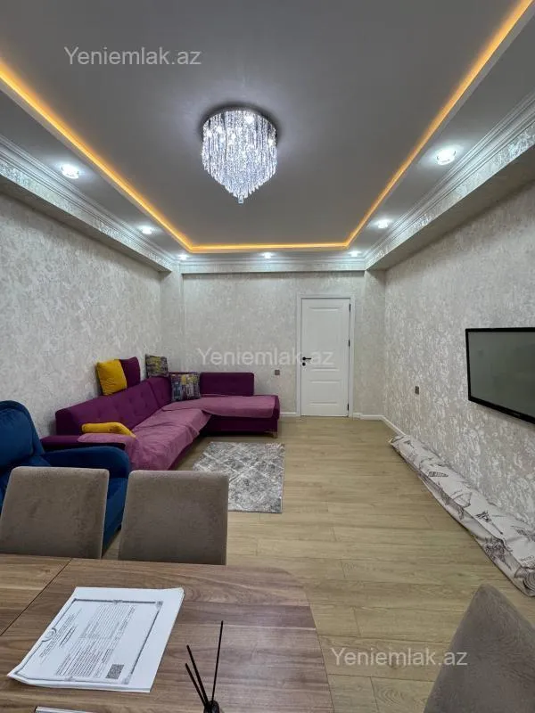 Satılır 3 otaqlı yeni tikili 83 m²