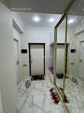 Satılır 3 otaqlı yeni tikili 83 m²