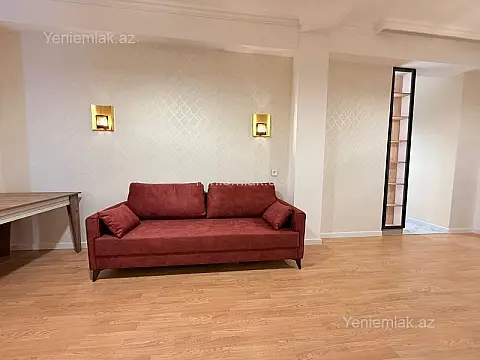 Satılır 3 otaqlı yeni tikili 200 m²