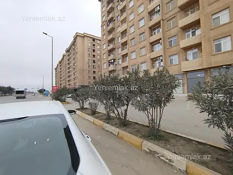 Satılır 3 otaqlı yeni tikili 200 m²