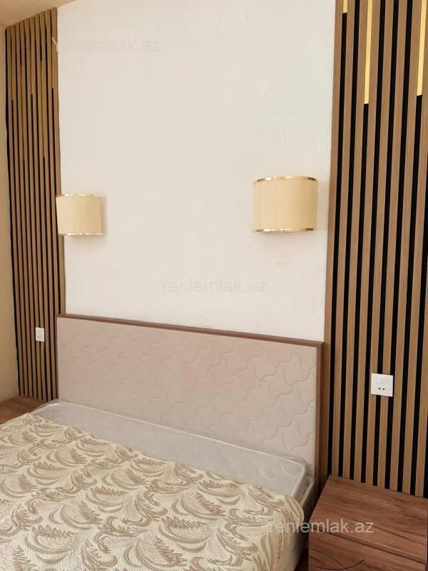 Satılır 3 otaqlı yeni tikili 200 m²