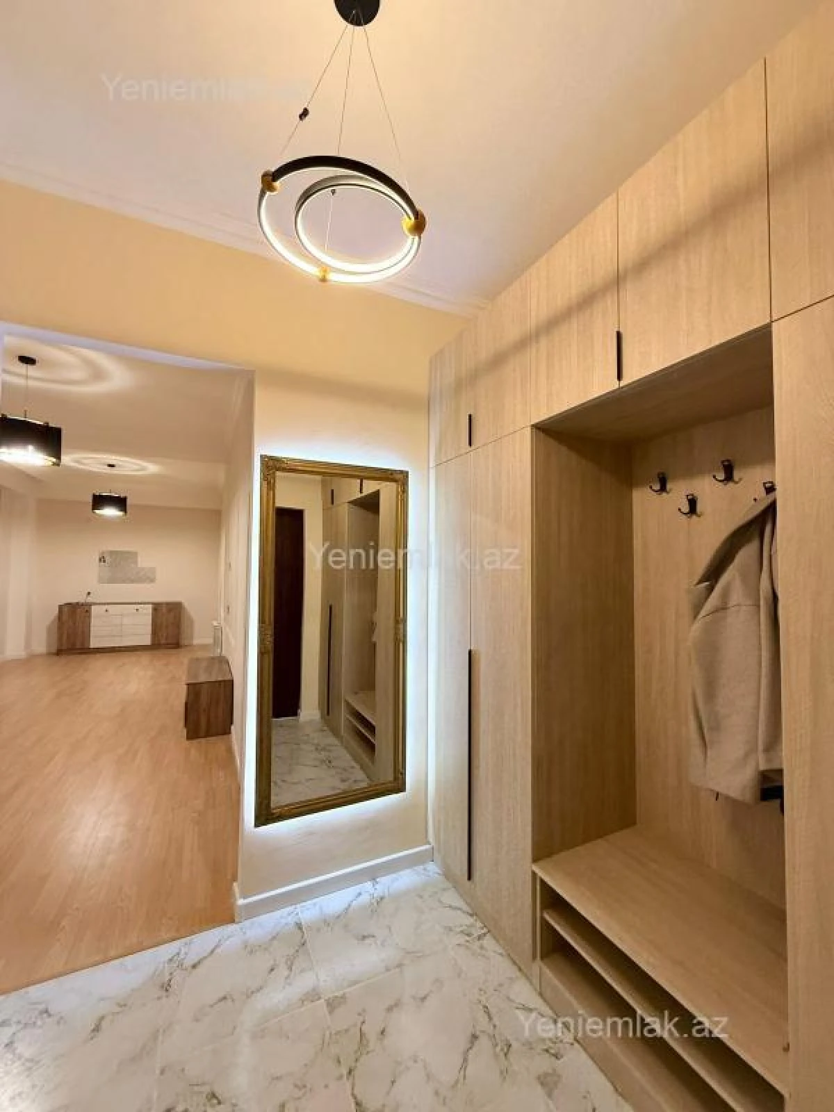 Satılır 3 otaqlı yeni tikili 200 m²