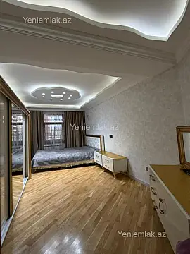 Satılır 4 otaqlı yeni tikili 250 m²