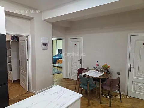 Satılır 3 otaqlı yeni tikili 102 m²