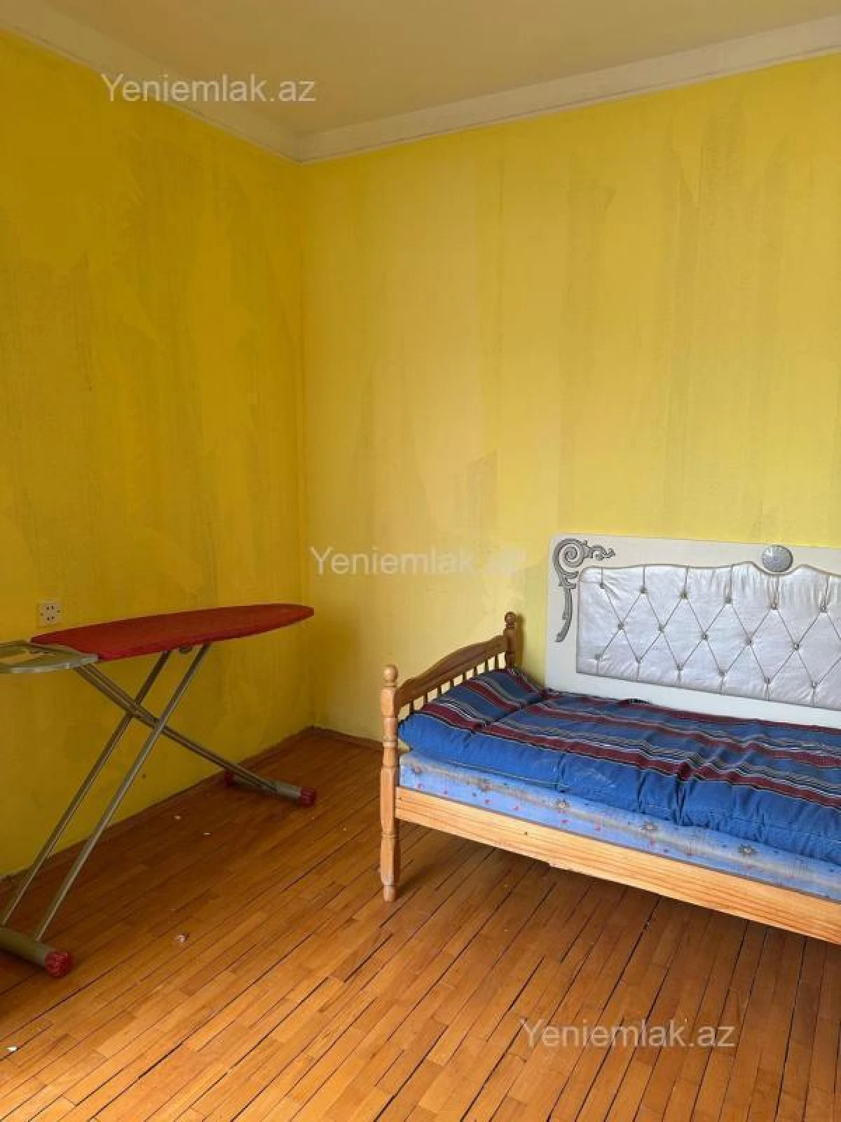 Satılır 2 otaqlı köhnə tikili 50 m²