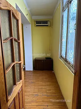 Satılır 2 otaqlı köhnə tikili 50 m²