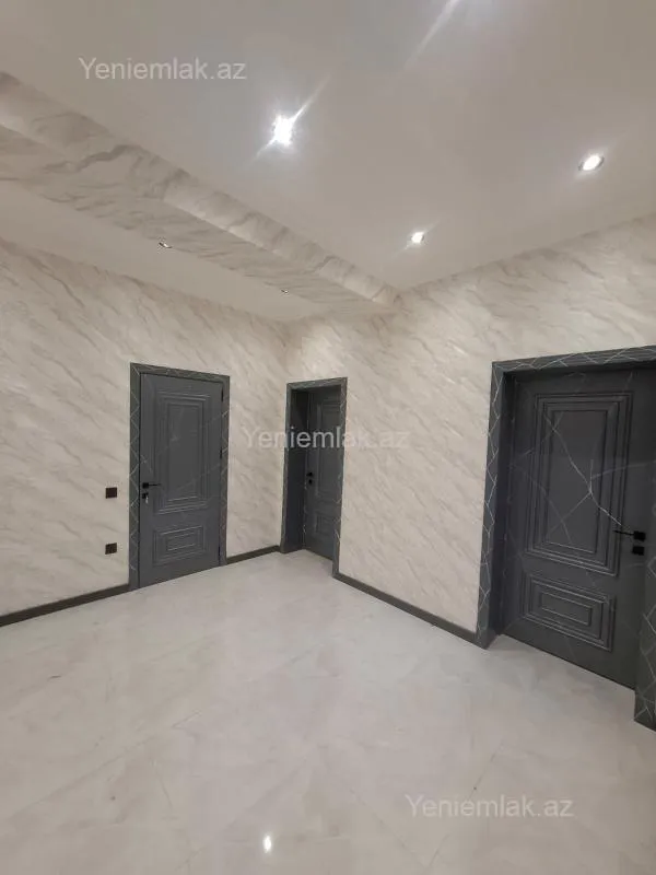 Satılır 3 otaqlı yeni tikili 85 m²
