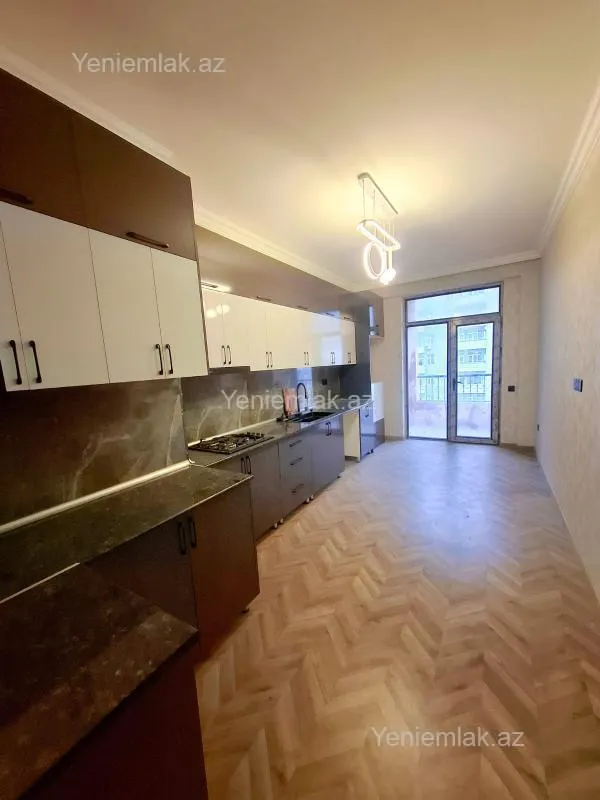Satılır 3 otaqlı yeni tikili 85 m²