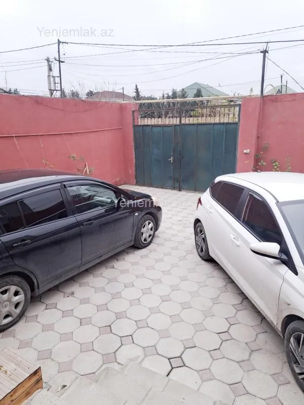 Satılır 3 otaqlı həyət evi 100 m²