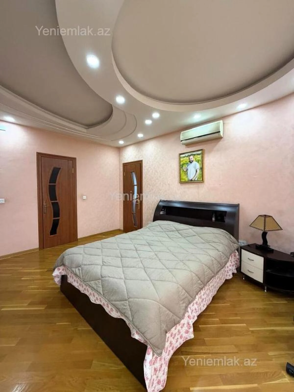 Satılır 4 otaqlı yeni tikili 205 m²