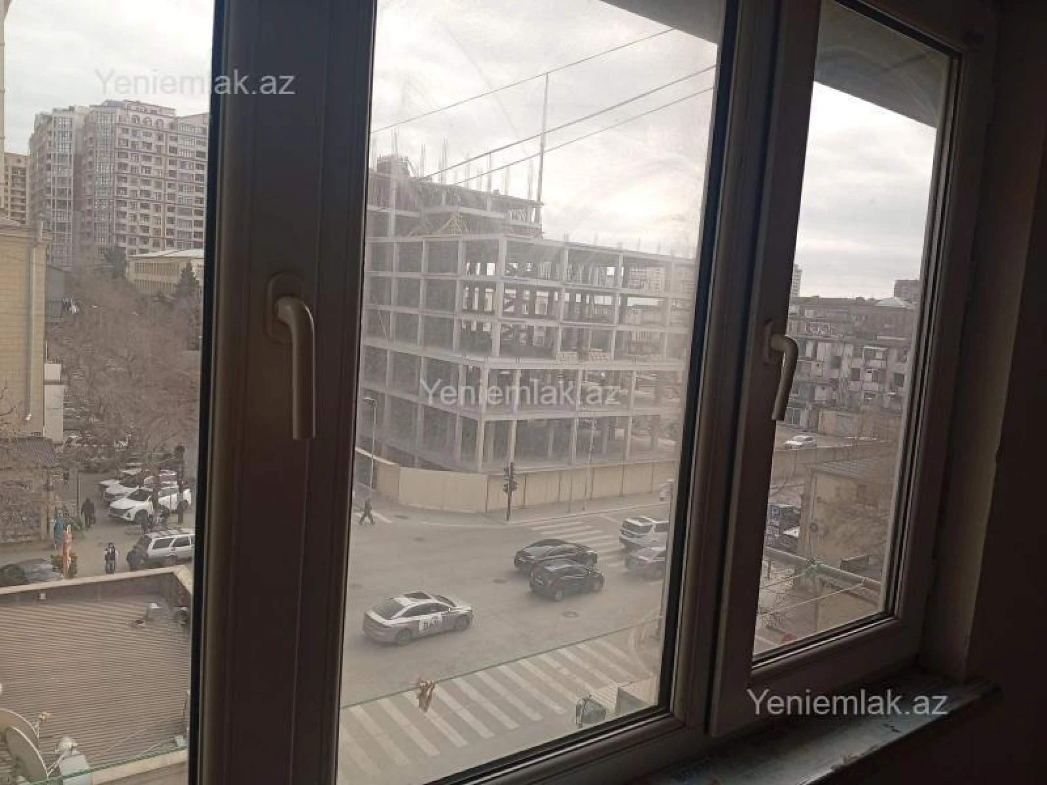 Satılır 2 otaqlı köhnə tikili 45 m²