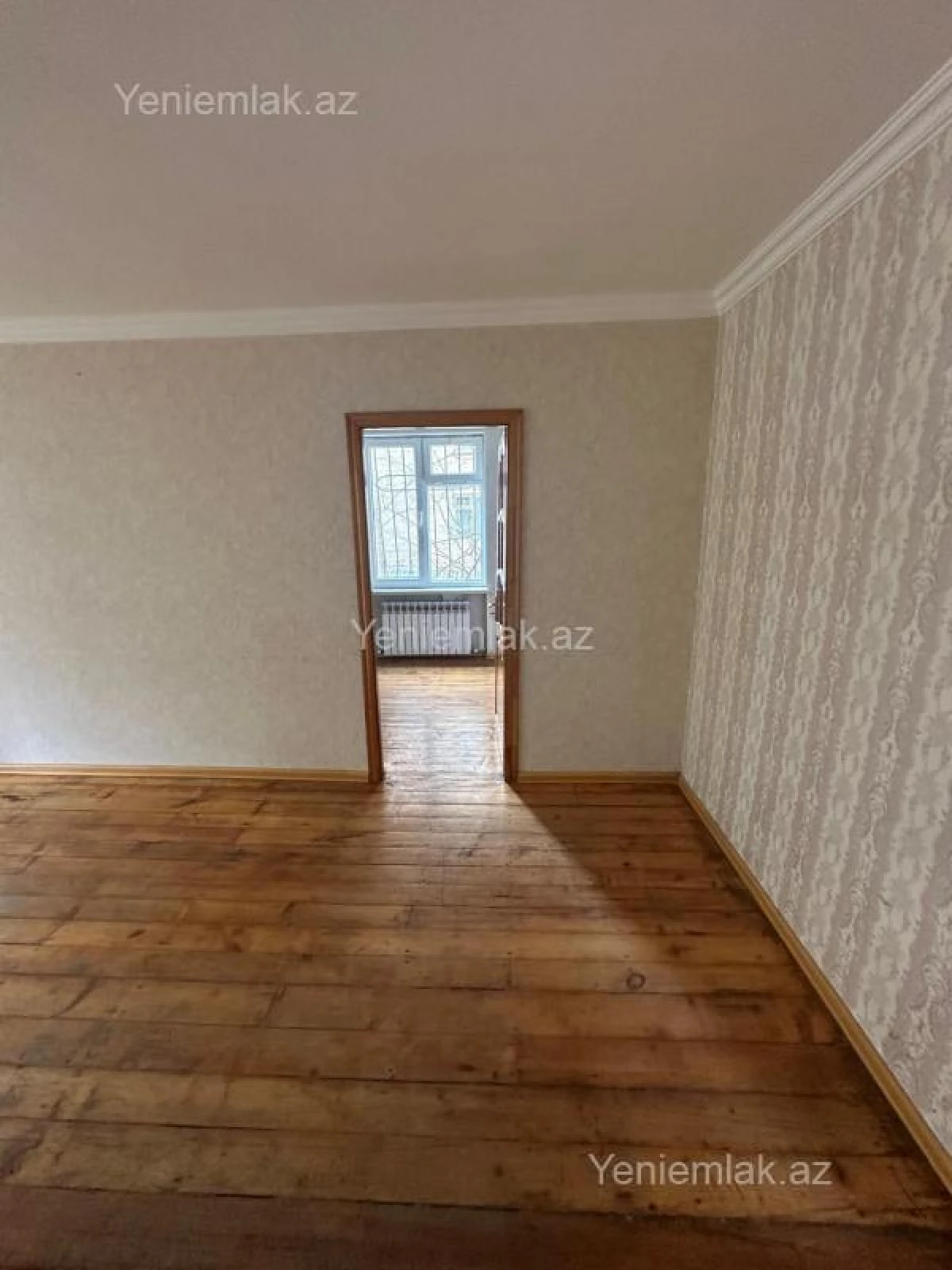 Satılır 2 otaqlı köhnə tikili 70 m²