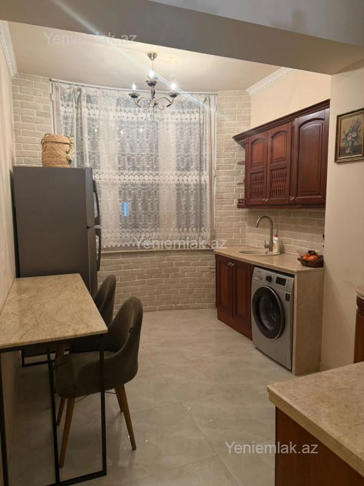 Satılır 3 otaqlı yeni tikili 120 m²