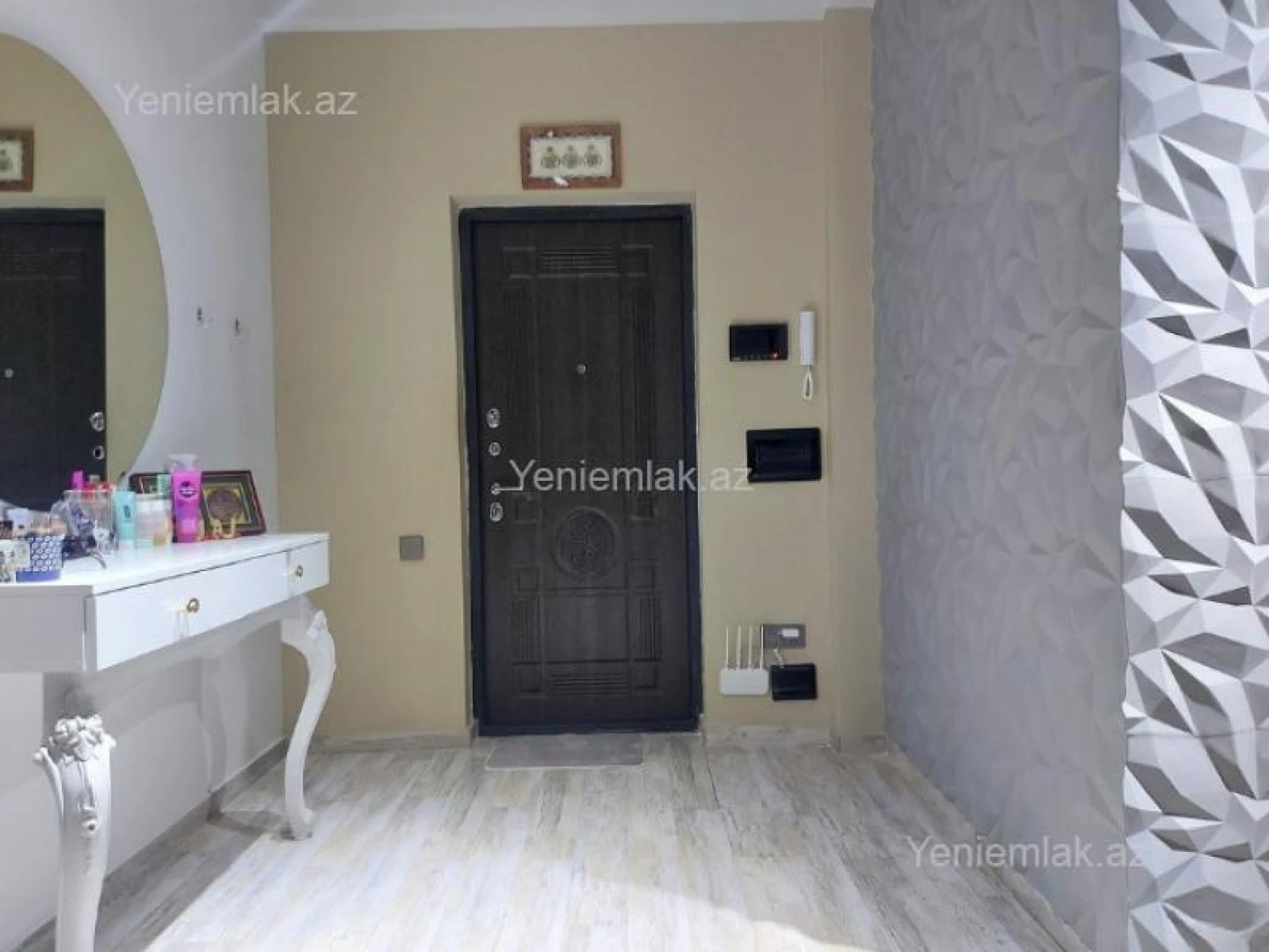 Satılır 2 otaqlı yeni tikili 68 m²